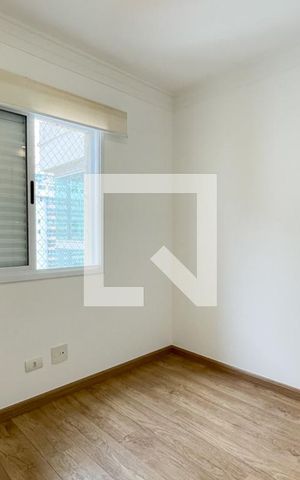 Apartamento para alugar com 130m², 3 quartos e 2 vagas Apartamento para alugar com 130m², 3 quartos e 2 vagasQuarto