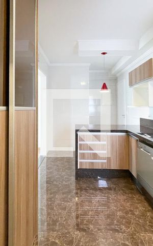 Apartamento para alugar com 130m², 3 quartos e 2 vagas Apartamento para alugar com 130m², 3 quartos e 2 vagasCozinha