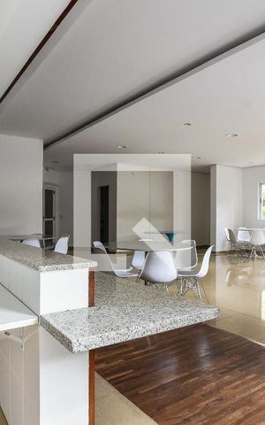 Apartamento para alugar com 130m², 3 quartos e 2 vagas Apartamento para alugar com 130m², 3 quartos e 2 vagasÁrea comum - Salão de festas
