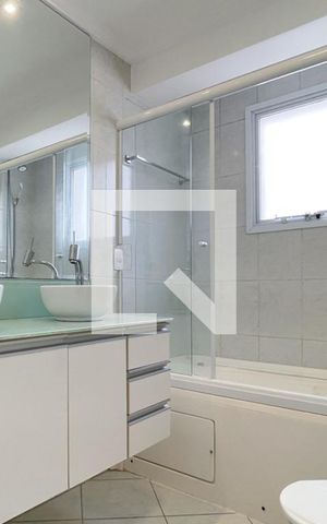 Apartamento para alugar com 130m², 3 quartos e 2 vagas Apartamento para alugar com 130m², 3 quartos e 2 vagasBanheiro - Suíte 2