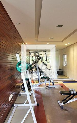Apartamento para alugar com 130m², 3 quartos e 2 vagas Apartamento para alugar com 130m², 3 quartos e 2 vagasÁrea comum - Academia