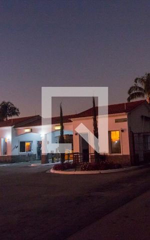 Casa de condomínio à venda com 524m², 4 quartos e 4 vagasVista da Rua