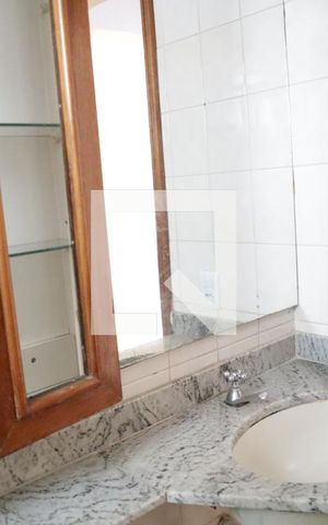 Apartamento para alugar com 52m², 2 quartos e 1 vagaBanheiro