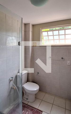 Casa de condomínio para alugar com 170m², 4 quartos e 1 vaga Casa de condomínio para alugar com 170m², 4 quartos e 1 vagaBanheiro Social