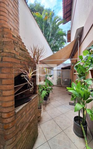 Casa de condomínio para alugar com 170m², 4 quartos e 1 vaga Casa de condomínio para alugar com 170m², 4 quartos e 1 vagaQuintal