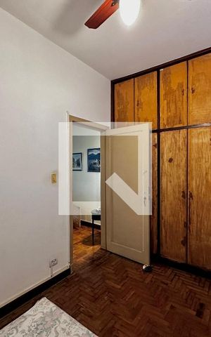 Casa à venda com 220m², 3 quartos e 3 vagas Casa à venda com 220m², 3 quartos e 3 vagasQuarto 2