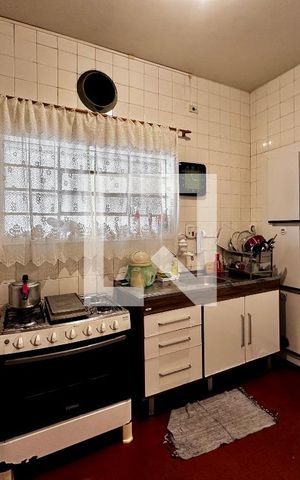 Casa à venda com 220m², 3 quartos e 3 vagas Casa à venda com 220m², 3 quartos e 3 vagasCozinha