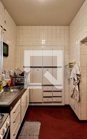 Casa à venda com 220m², 3 quartos e 3 vagas Casa à venda com 220m², 3 quartos e 3 vagasCozinha