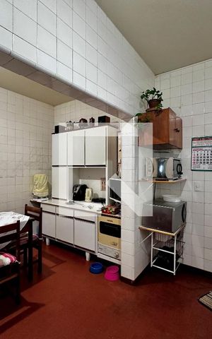 Casa à venda com 220m², 3 quartos e 3 vagas Casa à venda com 220m², 3 quartos e 3 vagasCozinha