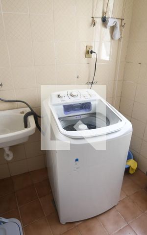 Apartamento à venda com 64m², 2 quartos e sem vagaÁrea de Serviço