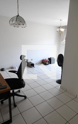 Apartamento à venda com 64m², 2 quartos e sem vagaSala