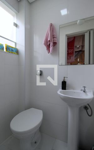 Apartamento à venda com 72m², 2 quartos e 1 vagaBanheiro de Serviço