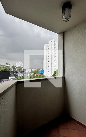 Apartamento à venda com 65m², 2 quartos e 1 vaga Apartamento à venda com 65m², 2 quartos e 1 vagaSacada