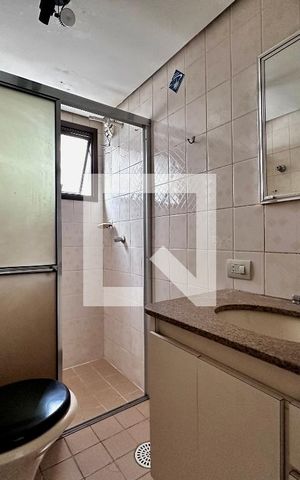 Apartamento à venda com 65m², 2 quartos e 1 vaga Apartamento à venda com 65m², 2 quartos e 1 vagaBanheiro