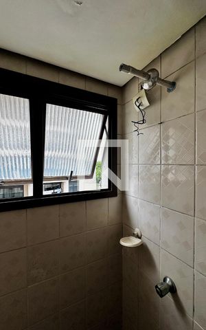 Apartamento à venda com 65m², 2 quartos e 1 vaga Apartamento à venda com 65m², 2 quartos e 1 vagaBanheiro