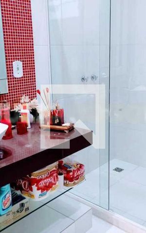 Casa à venda com 80m², 2 quartos e 1 vaga