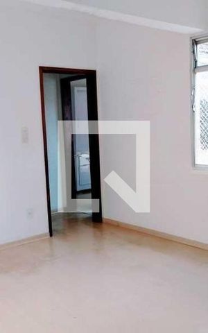 Apartamento à venda com 60m², 1 quarto e 1 vaga