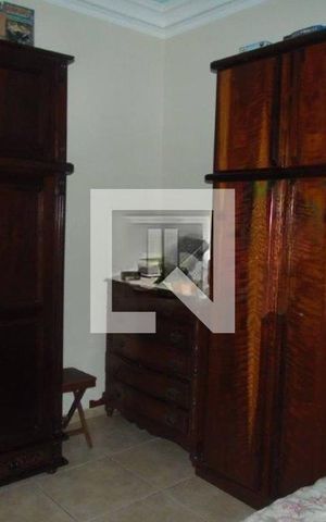Apartamento à venda com 77m², 2 quartos e sem vaga