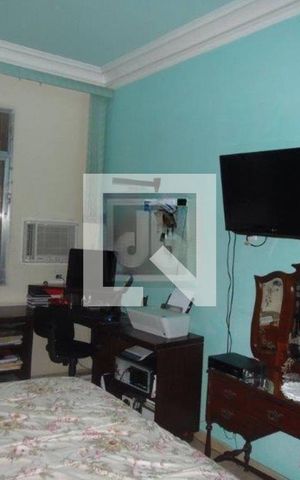 Apartamento à venda com 77m², 2 quartos e sem vaga
