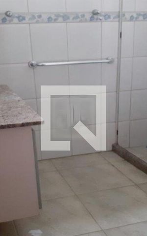 Apartamento à venda com 77m², 2 quartos e sem vaga
