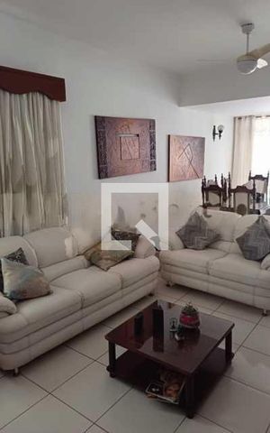 Apartamento à venda com 130m², 3 quartos e 1 vaga
