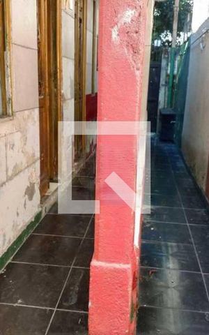 Casa à venda com 42m², 3 quartos e sem vaga