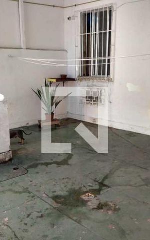Casa à venda com 42m², 3 quartos e sem vaga