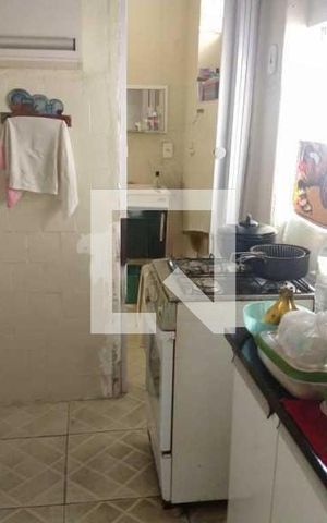 Casa à venda com 42m², 3 quartos e sem vaga
