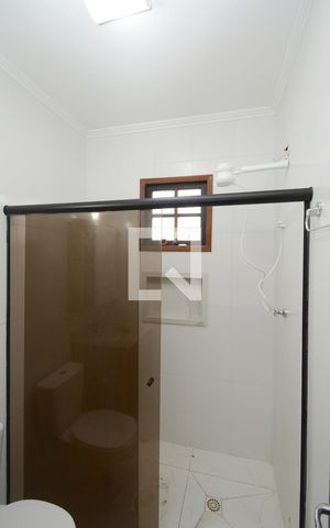 Casa para alugar com 105m², 2 quartos e 1 vagaBanheiro