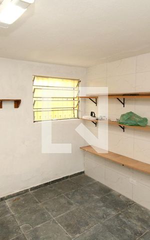 Casa para alugar com 105m², 2 quartos e 1 vagaQuarto de Serviço