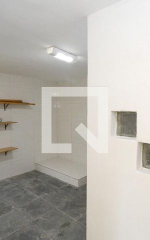 Casa para alugar com 105m², 2 quartos e 1 vagaQuarto de Serviço