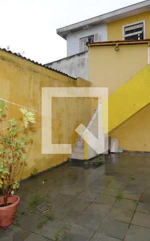 Casa para alugar com 105m², 2 quartos e 1 vagaQuintal