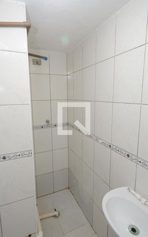 Casa para alugar com 105m², 2 quartos e 1 vagaBanheiro de serviço