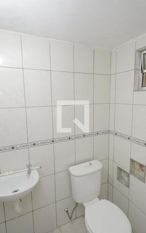 Casa para alugar com 105m², 2 quartos e 1 vagaBanheiro de serviço