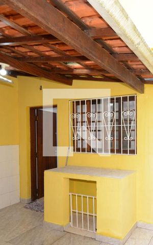Casa para alugar com 105m², 2 quartos e 1 vagaÁrea de Serviço
