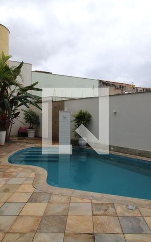 Casa à venda com 419m², 5 quartos e 6 vagasÁrea Comum