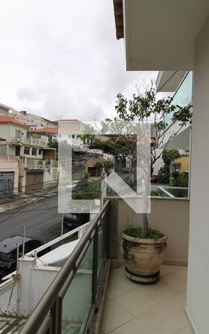 Casa à venda com 419m², 5 quartos e 6 vagasQuarto 3 - Varanda