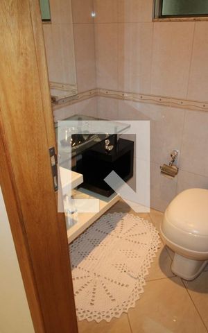 Casa à venda com 419m², 5 quartos e 6 vagasLavabo