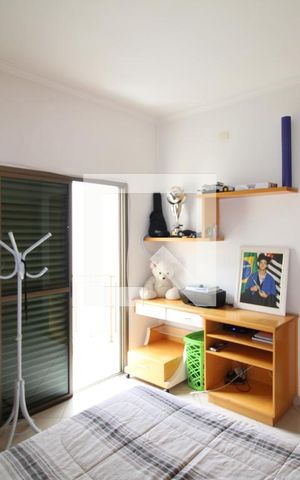 Casa à venda com 419m², 5 quartos e 6 vagasQuarto 4