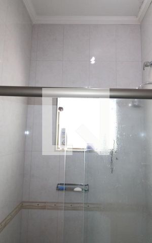 Casa à venda com 419m², 5 quartos e 6 vagasQuarto 4 - Banheiro