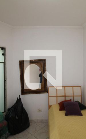 Casa à venda com 419m², 5 quartos e 6 vagasEdícula - Quarto 2