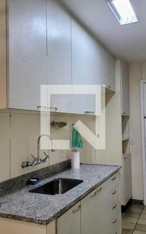 Apartamento à venda com 75m², 2 quartos e 1 vaga