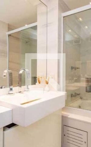Apartamento à venda com 240m², 4 quartos e 2 vagas