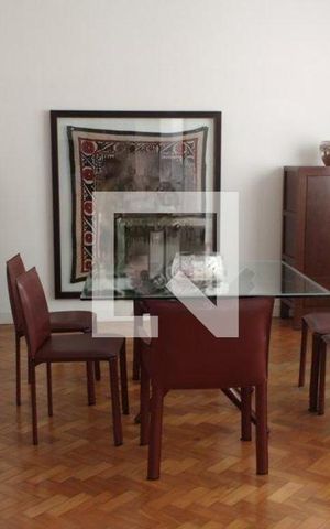 Apartamento à venda com 234m², 4 quartos e 1 vaga