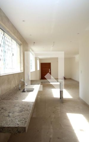 Casa à venda com 132m², 3 quartos e 1 vagaCozinha
