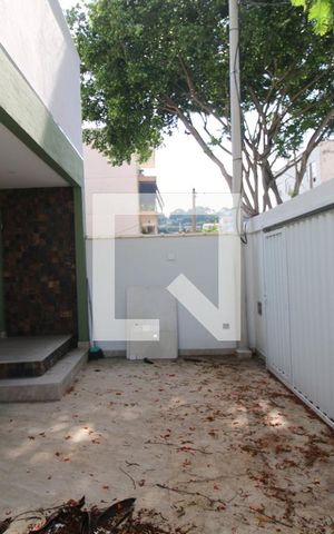 Casa à venda com 132m², 3 quartos e 1 vagaGaragem