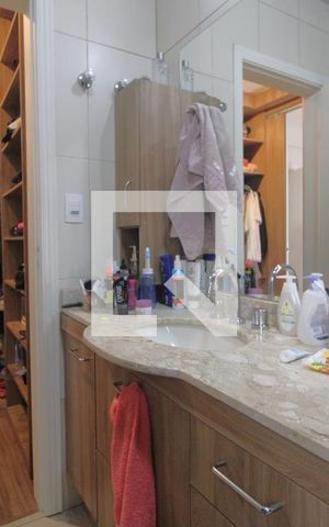 Casa à venda com 150m², 3 quartos e 2 vagasBanheiro do Quarto 1