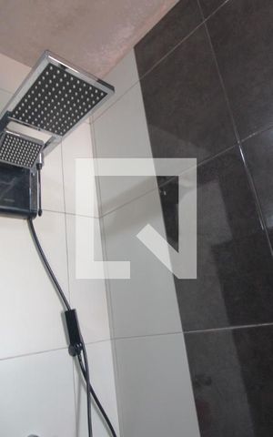Casa à venda com 150m², 3 quartos e 2 vagasBanheiro do Quarto 1