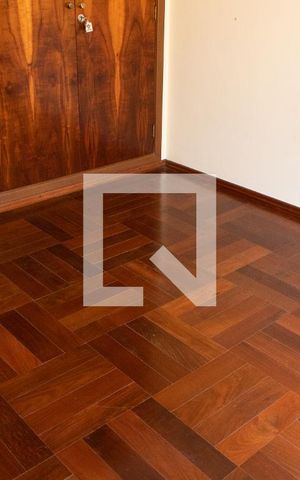 Casa à venda com 180m², 3 quartos e 4 vagas Casa à venda com 180m², 3 quartos e 4 vagasQUARTO 3