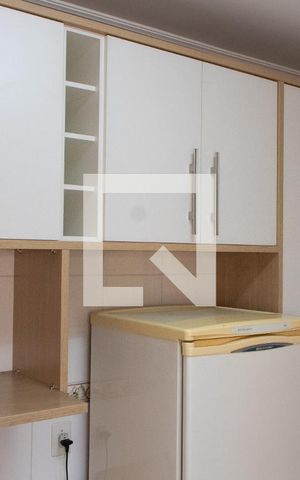 Casa à venda com 180m², 3 quartos e 4 vagas Casa à venda com 180m², 3 quartos e 4 vagasCOZINHA